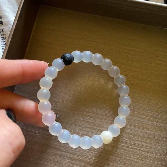 Live Lokai bracelet - Picture 2 of 2